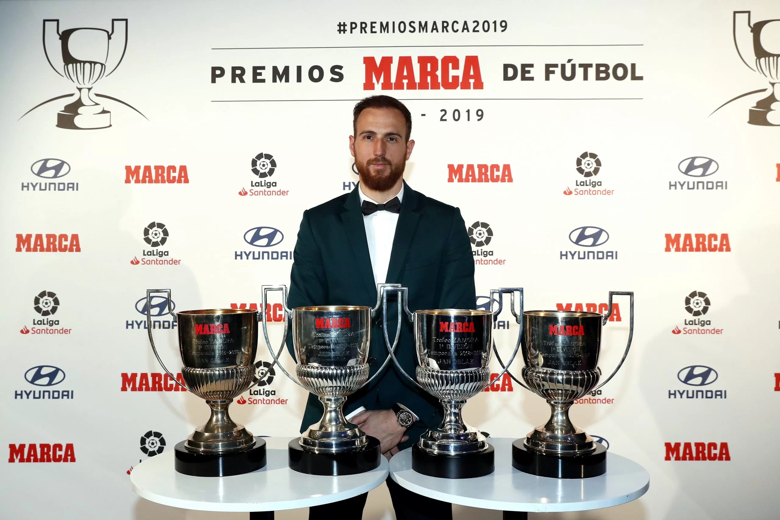 Jan Oblak wears Benedetti Life at the Marca Gala in Madrid
