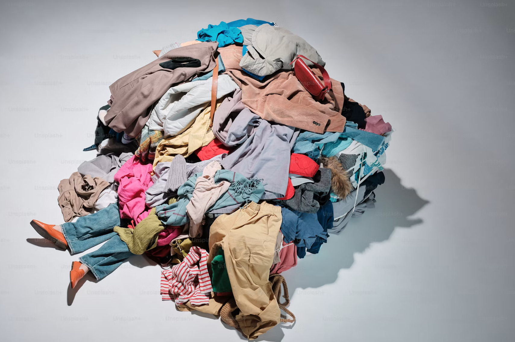 How to Spot Greenwashing in Fashion: The Truth Behind “Sustainable” Claims